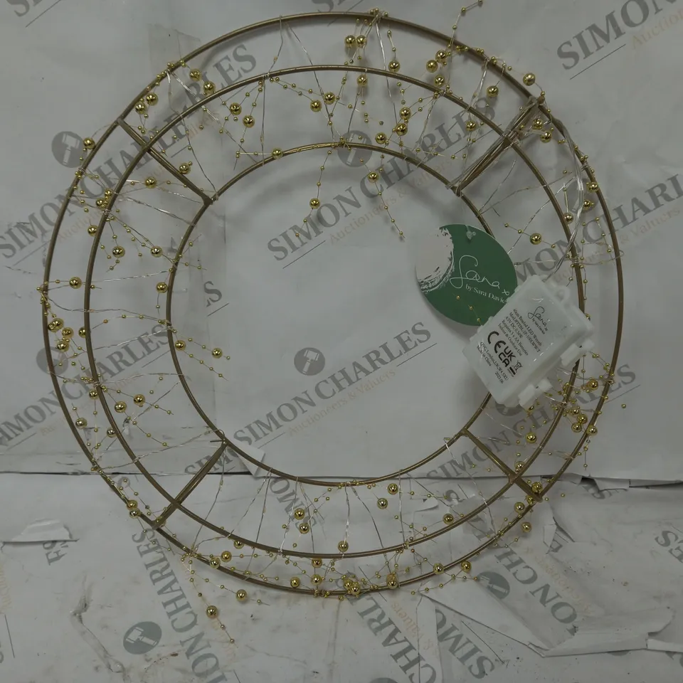 SARA DAVIES PRE-LIT GOLDEN WREATH 