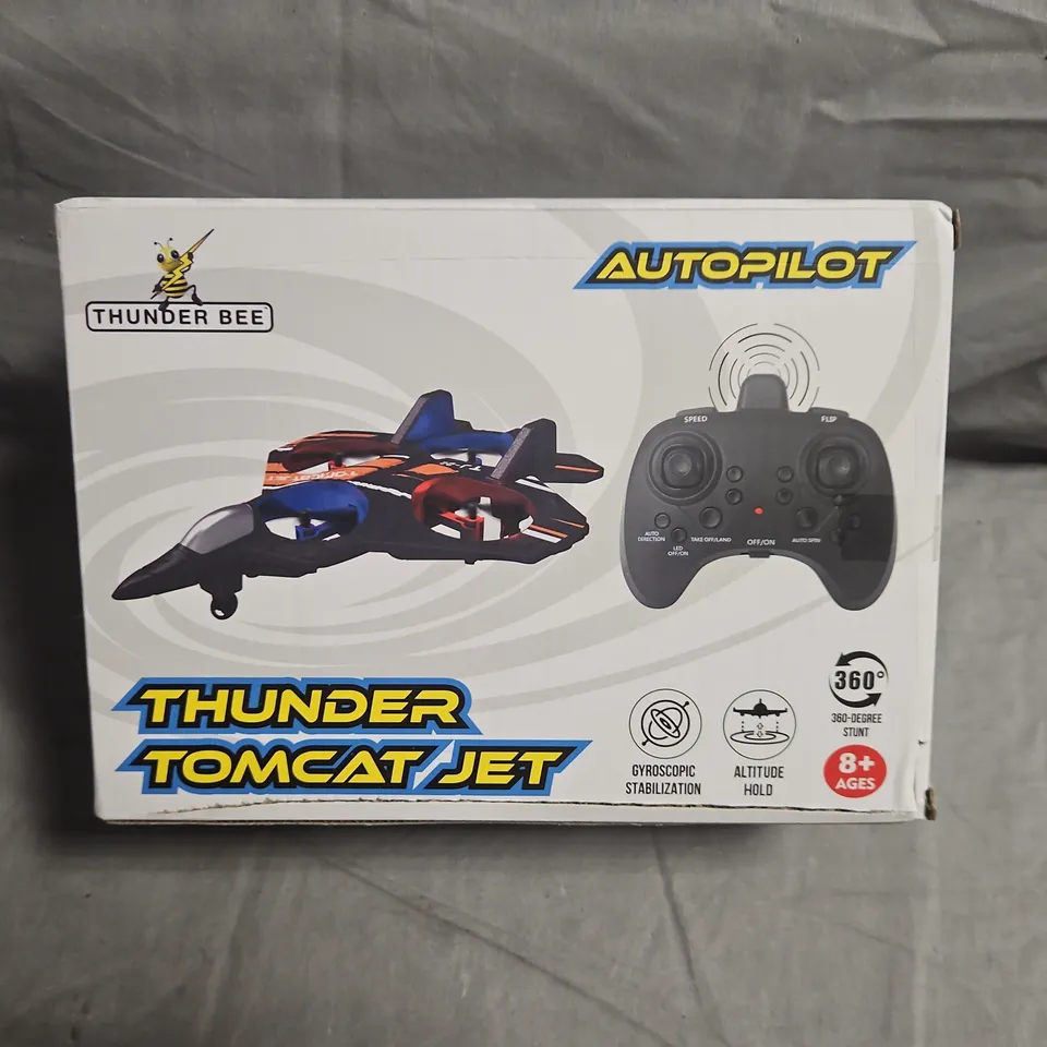 boxed Thunder Tomcat Jet RC Aircraft – Autopilot