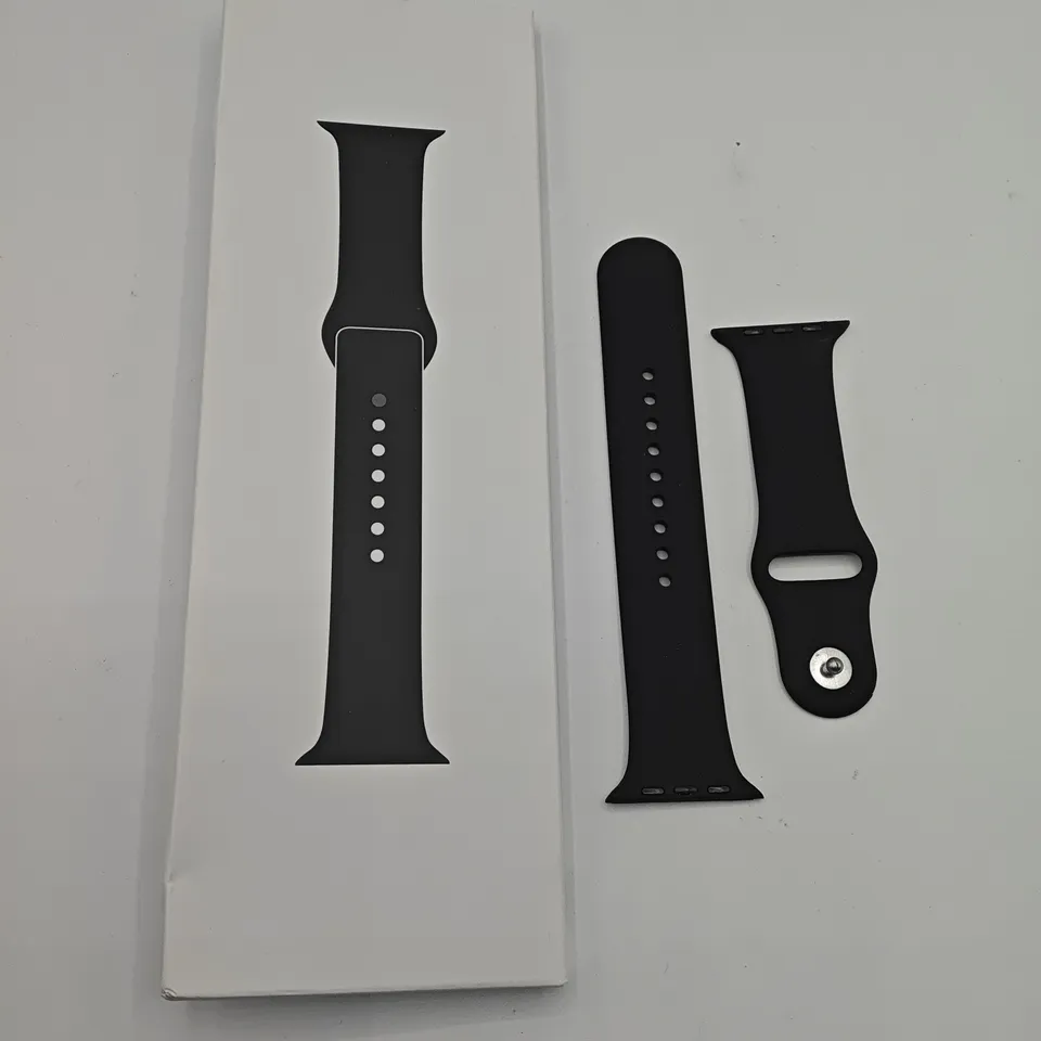 BOXED APPLE WATCH SPORT BAND IN BLACK - 46MM M/L