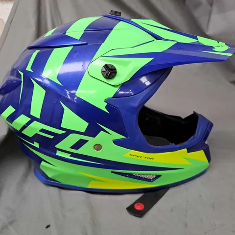 UFO SPECTAR FULL FACE HELMET SIZE L