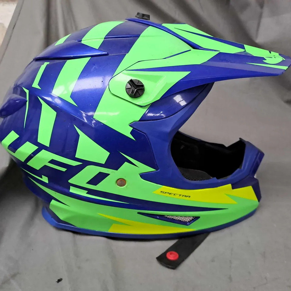 UFO SPECTAR FULL FACE HELMET SIZE L 