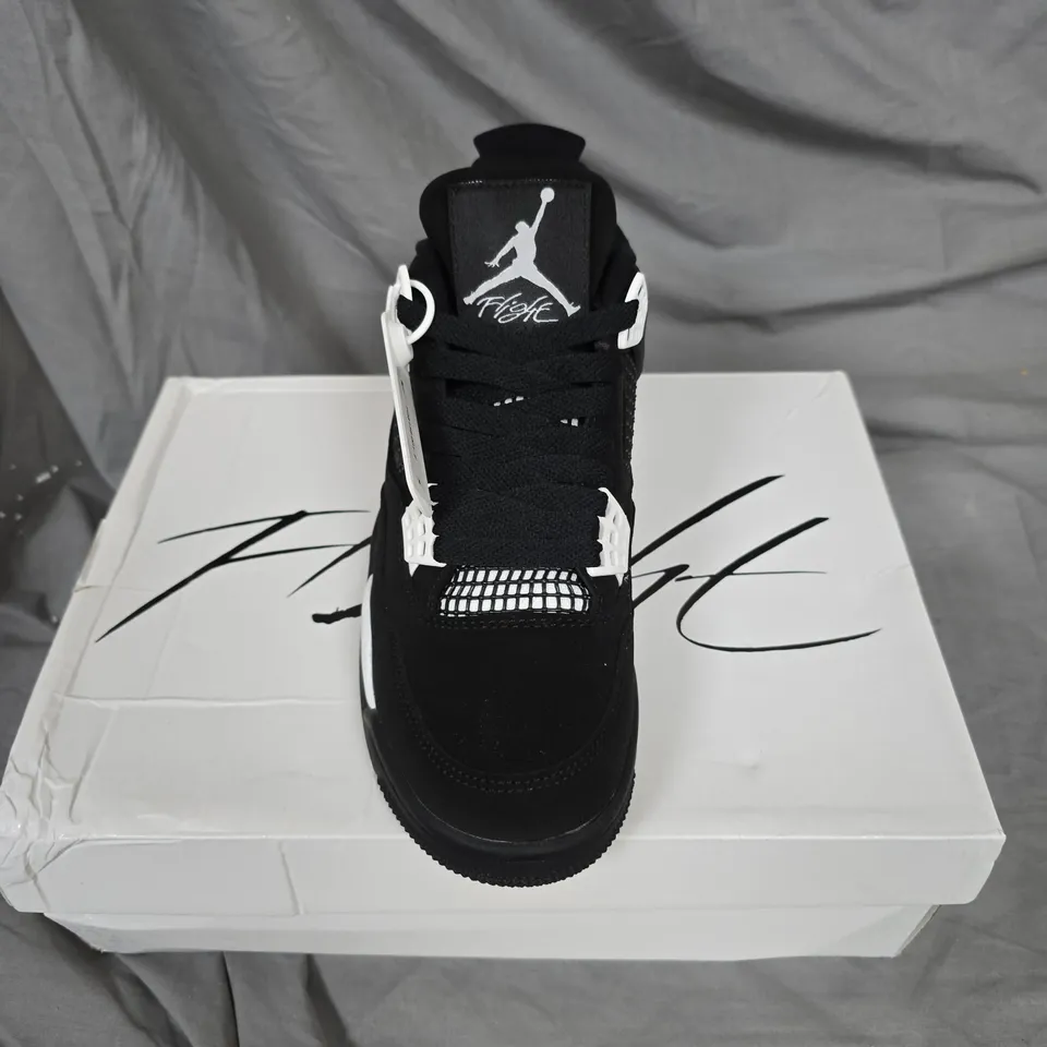AIR JORDAN 4 RETRO SNEAKERS - BLACK/WHITE - MEN'S UK 6