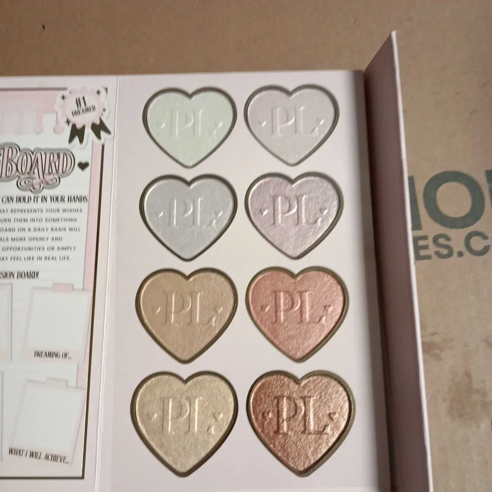 P LOUISE MINI ME MAKEUP GIFT SET – 16‑PAN EYESHADOW PALETTE + 9‑HEART BLUSH PALETTE