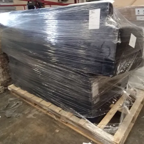 PALLET TO CONTAIN 1 SOFA