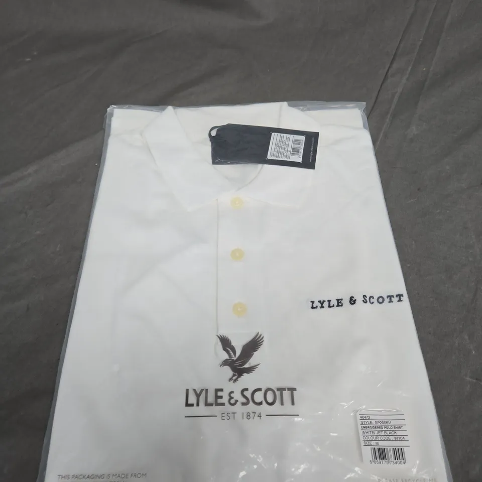 BAGGED LYLE AND SCOTT EMBROIDERED POLO SHIRT SIZE M