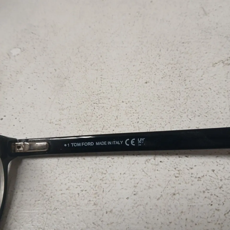 TOM FORD TF5629-B.001 EYEGLASSES – MADE IN ITALY