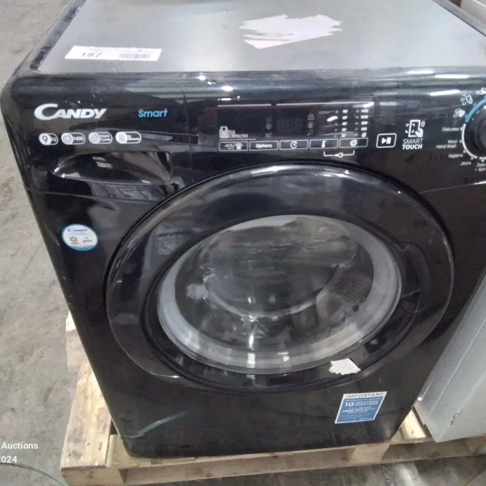 CANDY SMART PRO CS149TBBE FREESTANDING WASHING MACHINE, 9 KG LOAD, 1400 RPM, BLACK, DECIBEL RATING: 61, EU ACOUSTIC CLASS