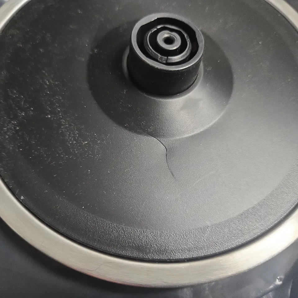RUSSELL HOBBS PURITY KETTLE