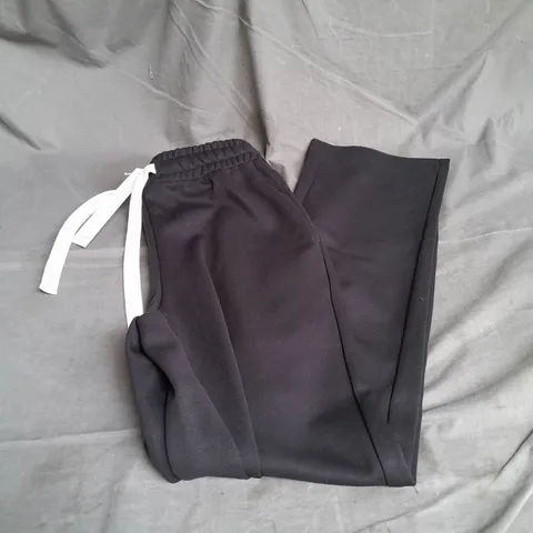 MATVOTTI TRACK PANTS IN BLACK SIZE XS