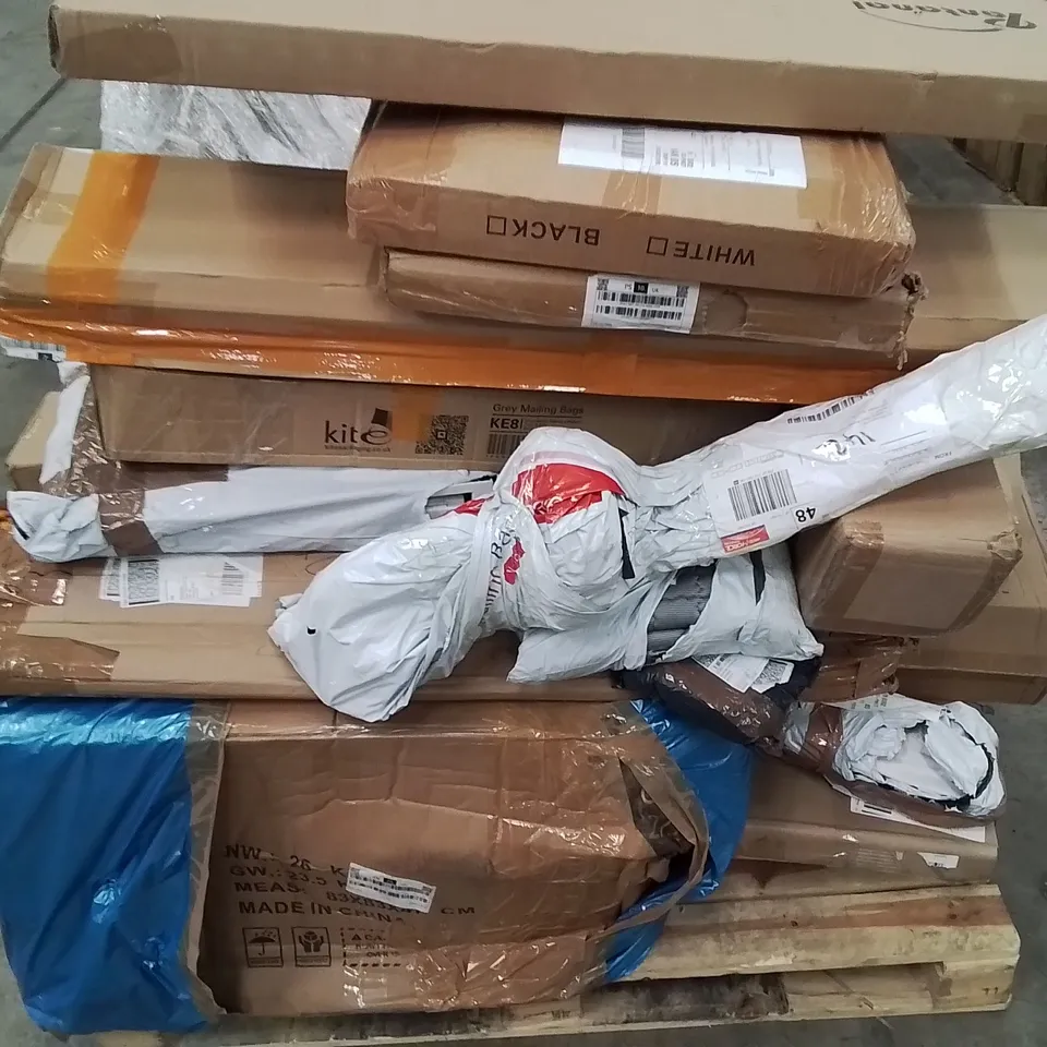 PALLET CONTAINING VARIOUS ASSORTED BOXED HOUSEHOLD CUSTOMER RETURNS TO INCLUDE: GRASS CUTTER, SOFA PARTS, LAMPS ETC.