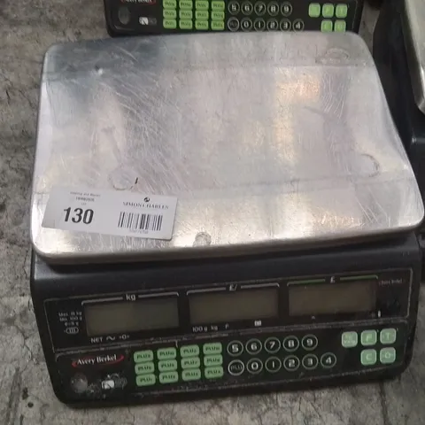 AVERY BERKEL FX50 RETAIL SHOP WEIGHING SCALE. 