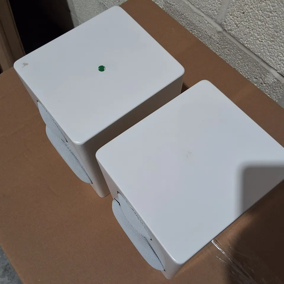 PAIR OF MONITOR AUDIO RADIUS 90 SPEAKERS IN WHITE 