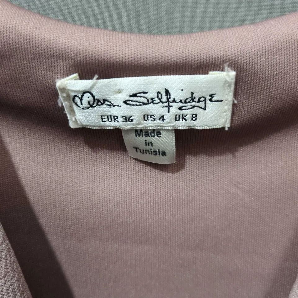 MISS SELFRIDGE DRESS WITH SLIM METALLIC BELT IN MAUVE – UK 8