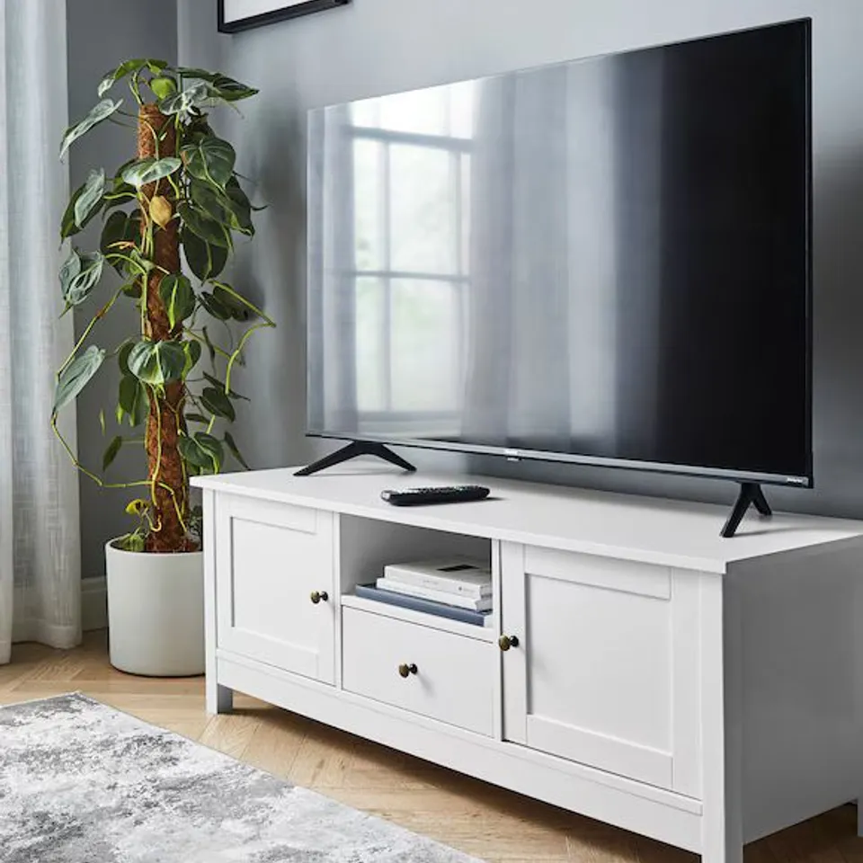 BOSWORTH TV UNIT WHITE