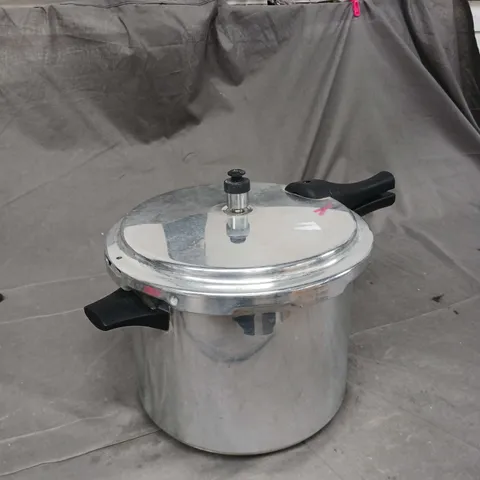 UNBOXED COOKING POT