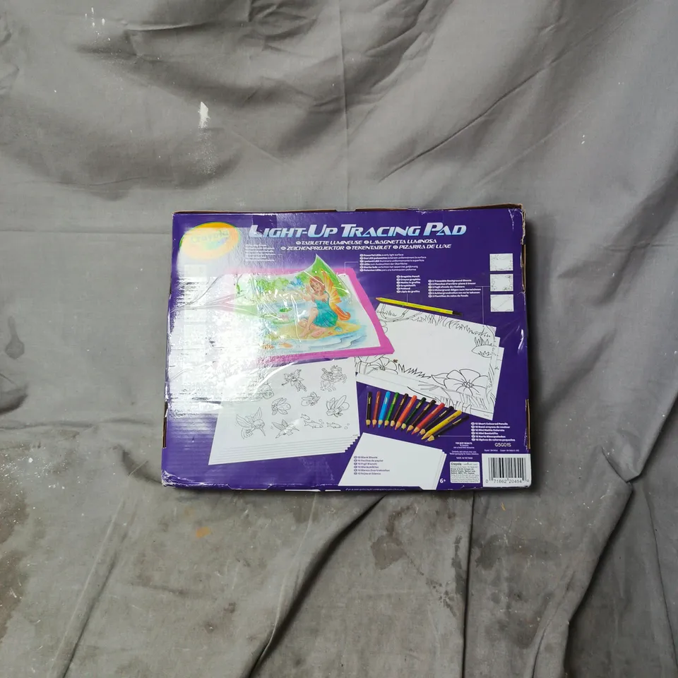 BOXED CRAYOLA LIGHT-UP TRACING PAD