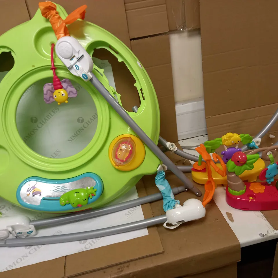 FISHER-PRICE ROARING RAINFOREST JUMPEROO