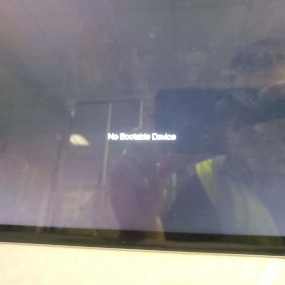MICROSOFT SURFACE GO 2 10 INCH M3-8100Y 1.10GHZ