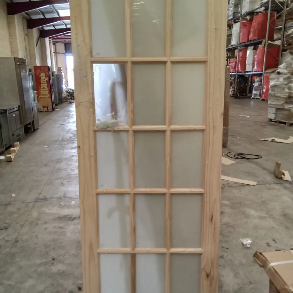 2370 X 815MM KNOTTY PINE OBSCUR GLAZED INTERNAL DOOR 