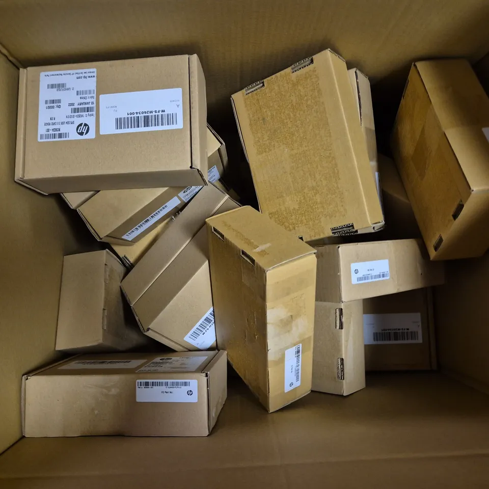 APPROXIMATELY 15 HP SD4 USB3.0 CARD READERS