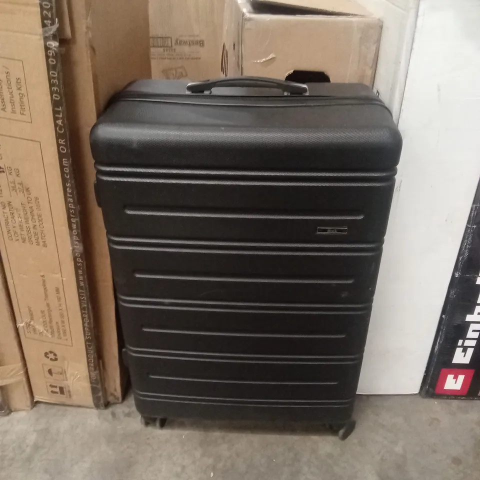 ROCK LUGGAGE SUITCASE
