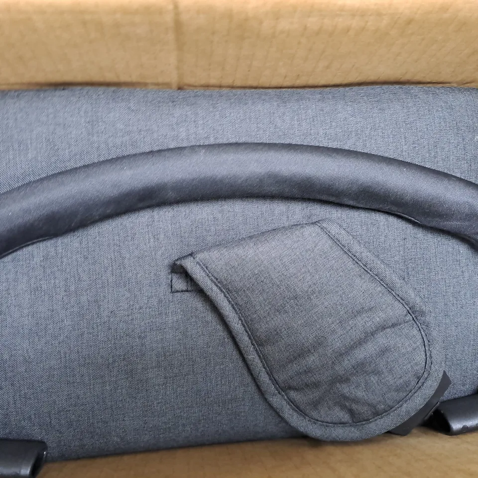 BOXED ICKLE BUBBA ARIES MAX AUTOFOLD STROLLER - BLACK