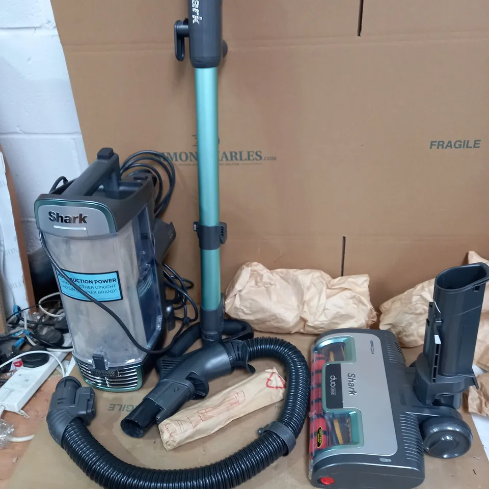 SHARK UPRIGHT VACUUM CLEANER 