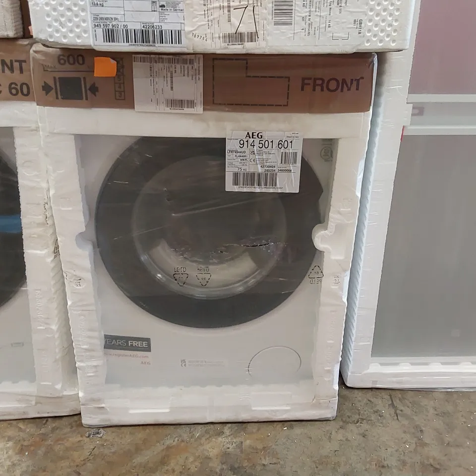 AEG PROSTEAM LFR74944UD 9 KG 1400 RPM WASHING MACHINE - WHITE & BLACK