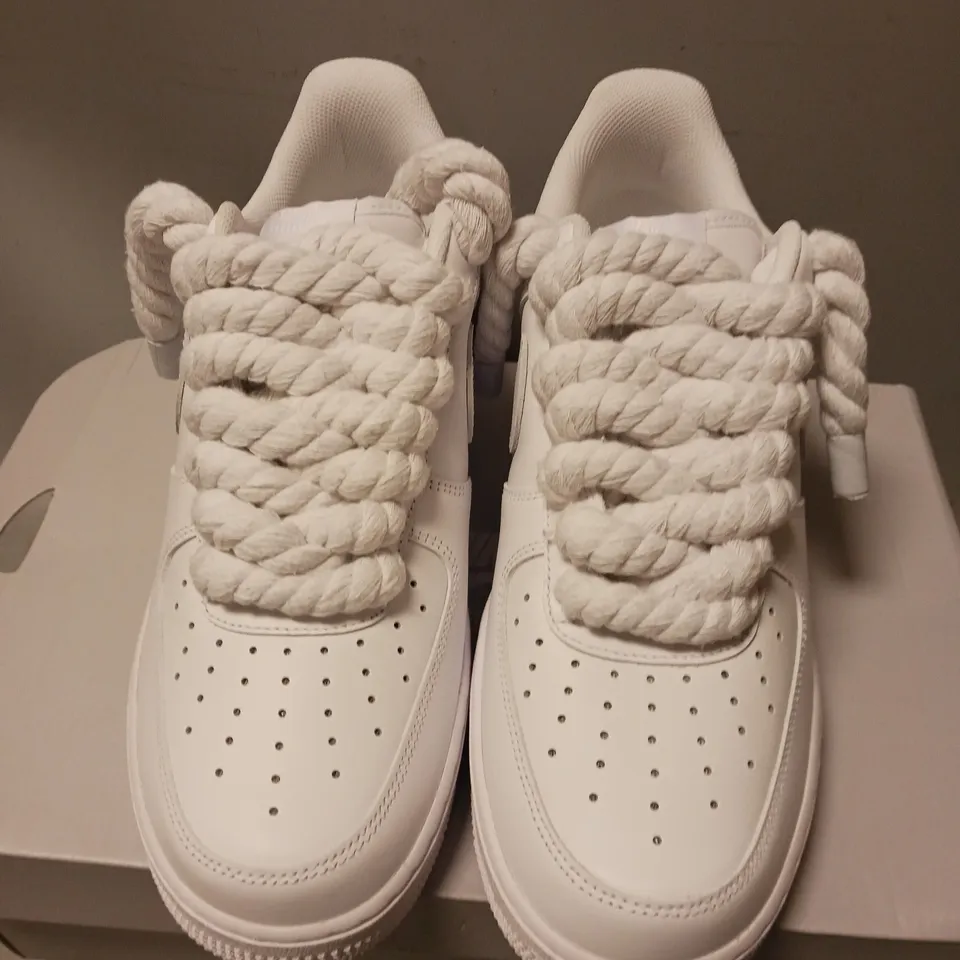 BOXED PAIR OF NIKE AIR FORCE 1 '07 TRAINERS, WHITE - UK SIZE 8.5