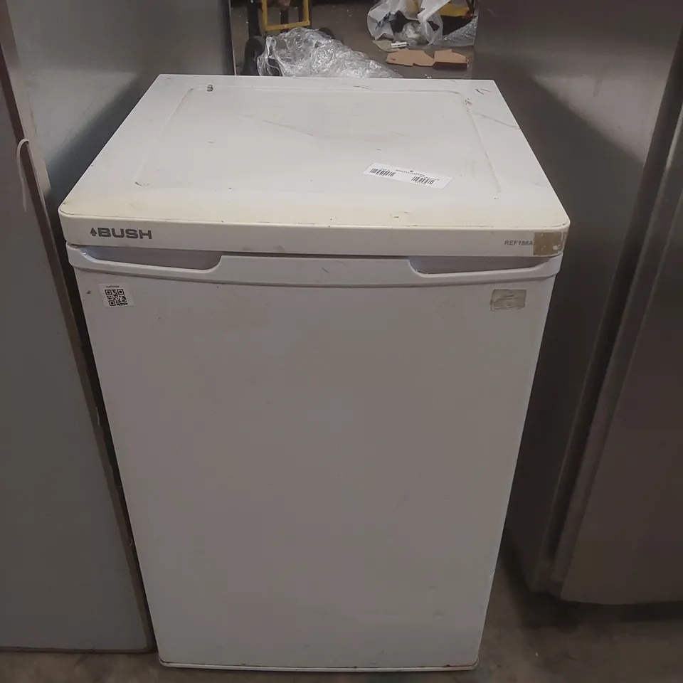 BUSH REF186A COMMERCIAL UNDERCOUNTER TEMPERATURE CONTROLLED FOOD STORAGE CABINET