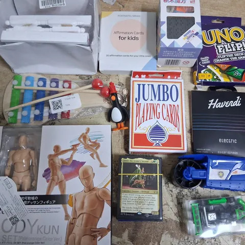 TOTE OF ASSORTED TOYS AND ACCESSORIES TO INCLUDE;