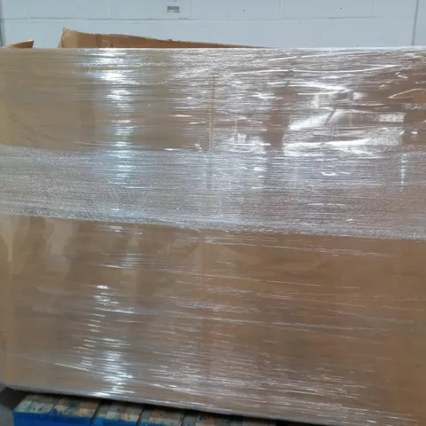 PALLET OF 5 ASSORTED TELEVISION & MONITORS TO INCLUDE - HISENSE E7KQ 65" 4K ULTRA HD QLED SMART TV - TECHWOOD 58AO10UHD 58" 4K ULTRA HD LED SMART TV - PHILIPS AMBILIGHT 55PUS8108/12 55" SMART 4K ULTRA