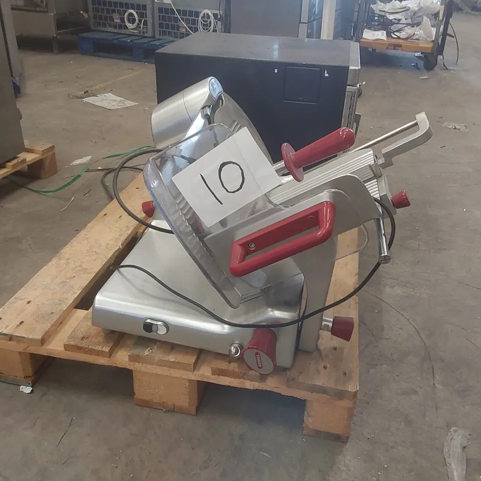 BERKEL COMMERCIAL MEAT SLICER
