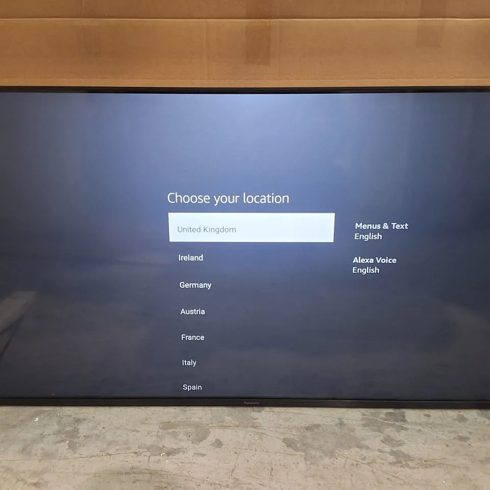 PANASONIC 50" LED FIRE TV - TV-50W900AEB