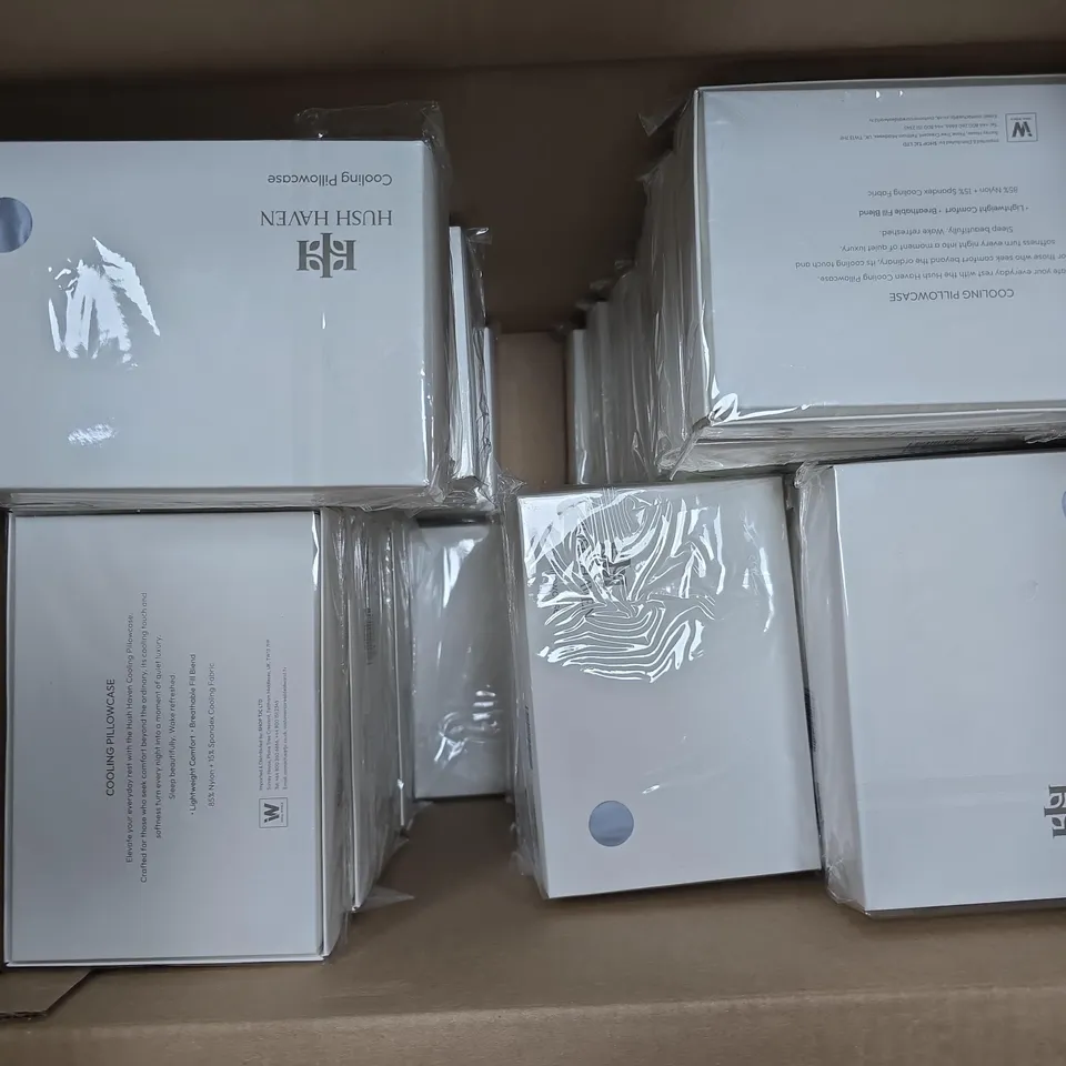 APPROXIMATELY 30 BOXED HUSH HAVEN COOLING PILLOWCASES IN VARIOUS COLOURS