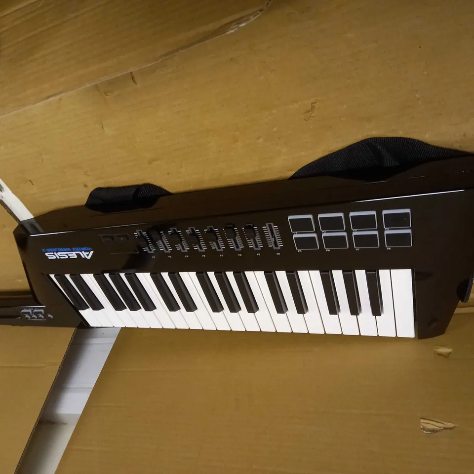 VORTEX ALESIS WIRELESS BLACK KEYBOARD