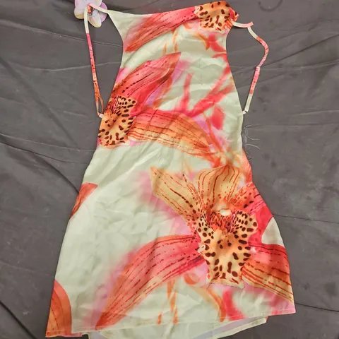 JADED LONDON ORCHID BACKLESS HIGH NECK DRESS IN MULTI - SIZE 8