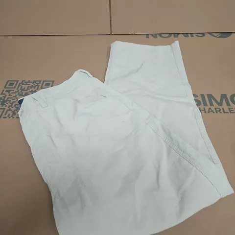 POLO RALPH LAUREN CORD TROUSERS SIZE L
