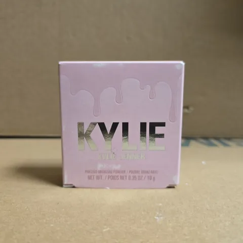 KYLIE JENNER BRONZING POWDER – 10G