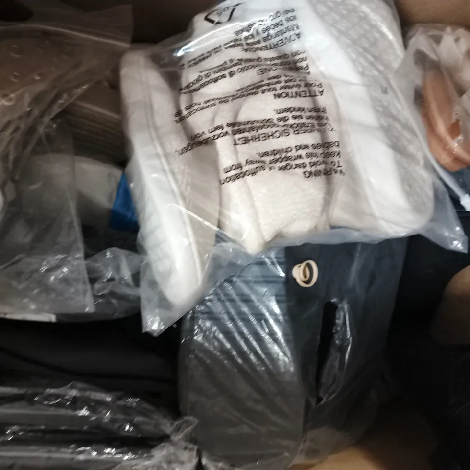 BOX OF APPROXIMATELY 20 ASSORTED PAIRS OF SHOES AND FOOTWEAR ITEMS IN VARIOUS COLOURS, STYLES, AND SIZES - COLLECTION ONLY