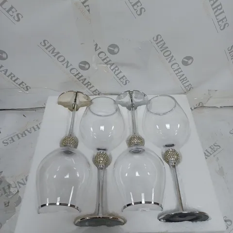 JULIEN MACDONALD CRYSTAL DETAIL SET OF WINE GLASSES