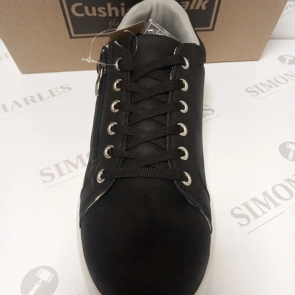 BOXED CUSHION WALK BLACK & WHITE TRAINERS - SIZE 7