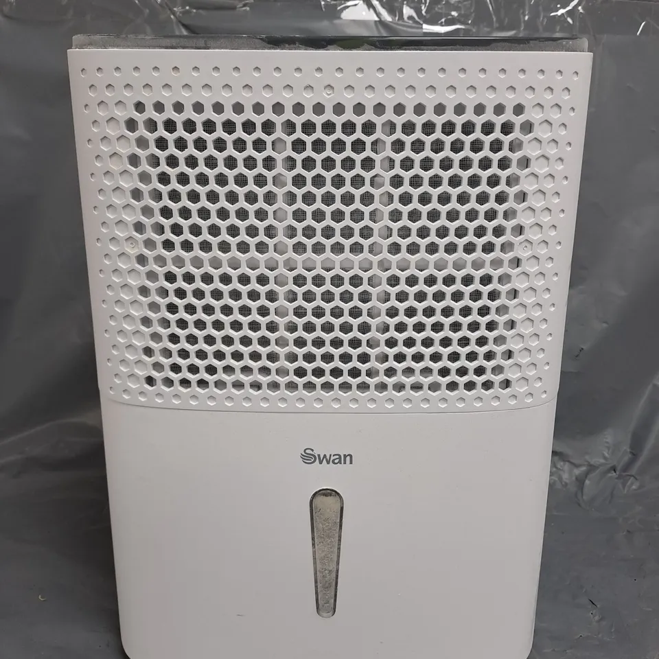 SWAN 10L DEHUMIDIFIER IN WHITE