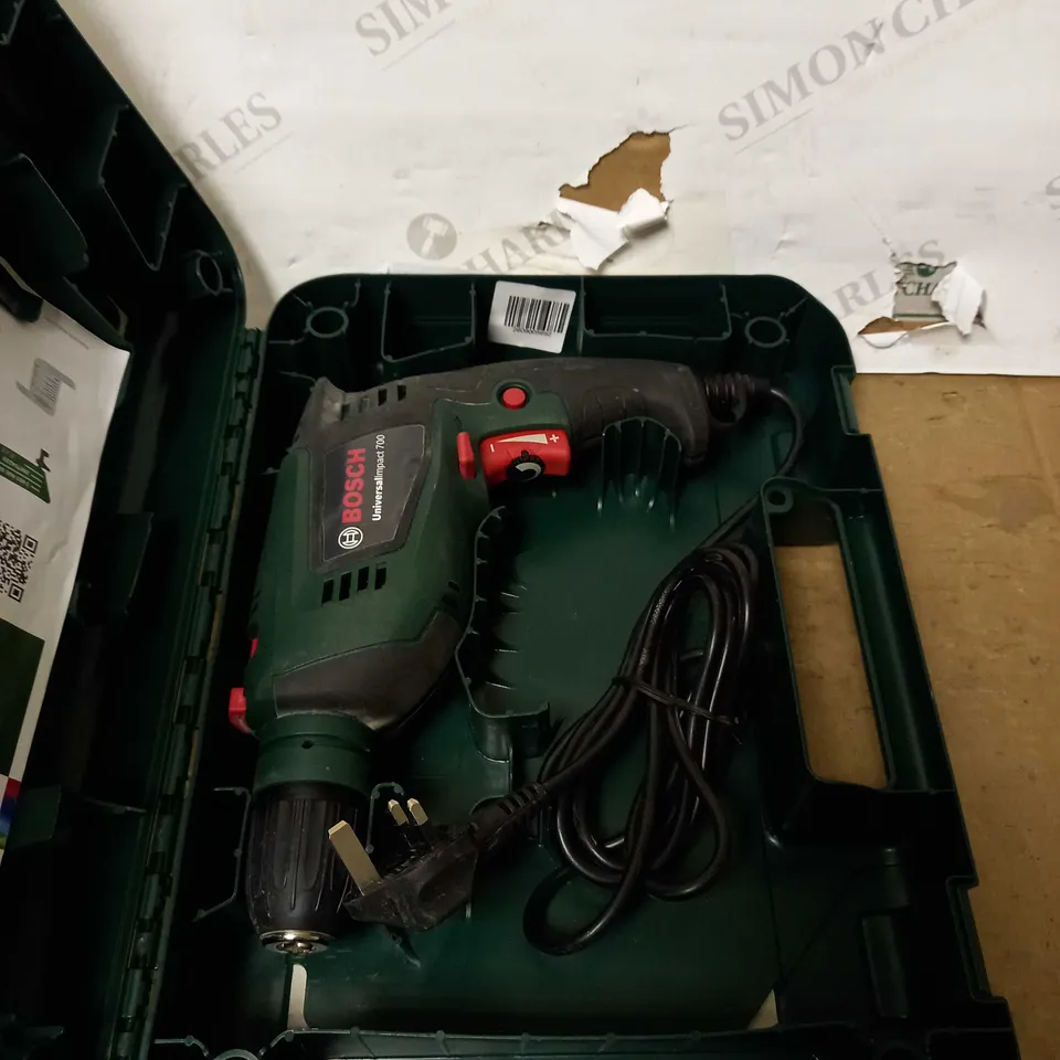 BOSCH UNIVERSAL IMPACT 700 HAMMER DRILL
