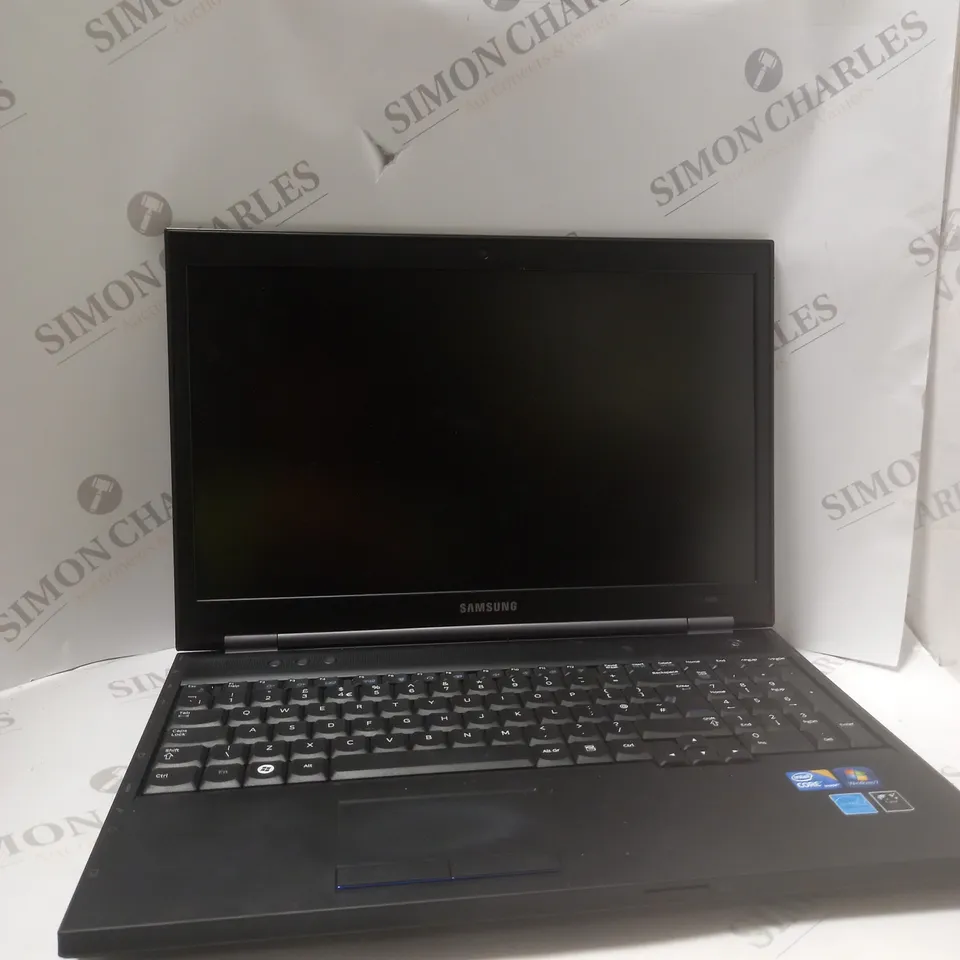 SAMSUNG NP200B5A NOTEBOOK LAPTOP 