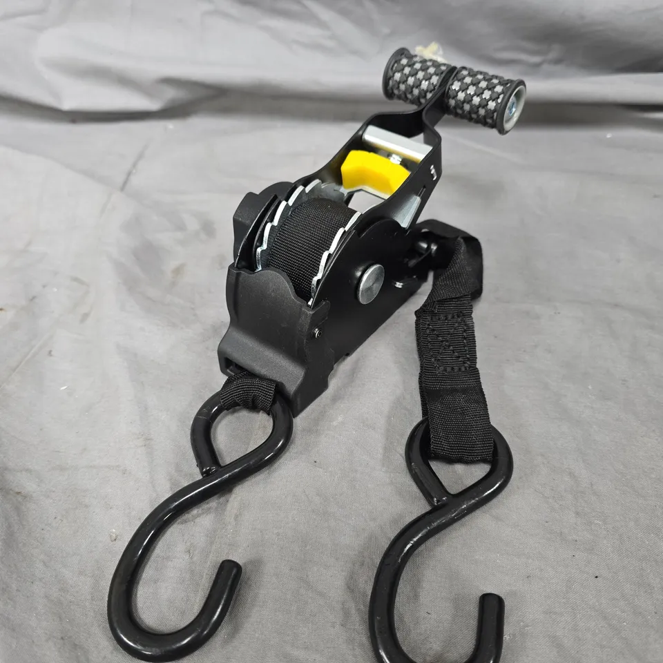 RATCHET TIE-DOWN STRAP WITH DUAL J-HOOKS