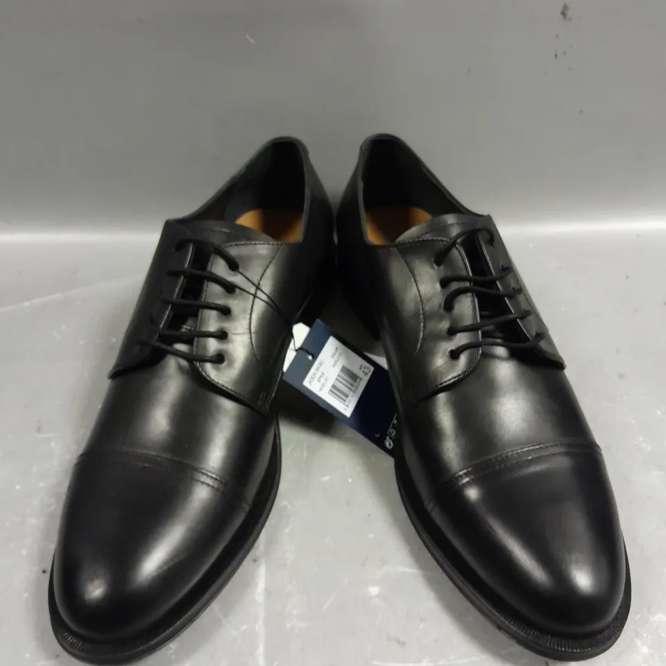 PAIR OF HACKETT JASON BASIC MENS DRESS SHOES - 9