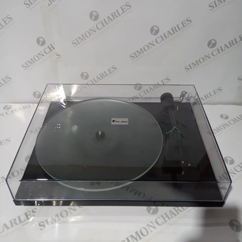 PRO-JECT T1 PHONO SB TURNTABLE IN BLACK