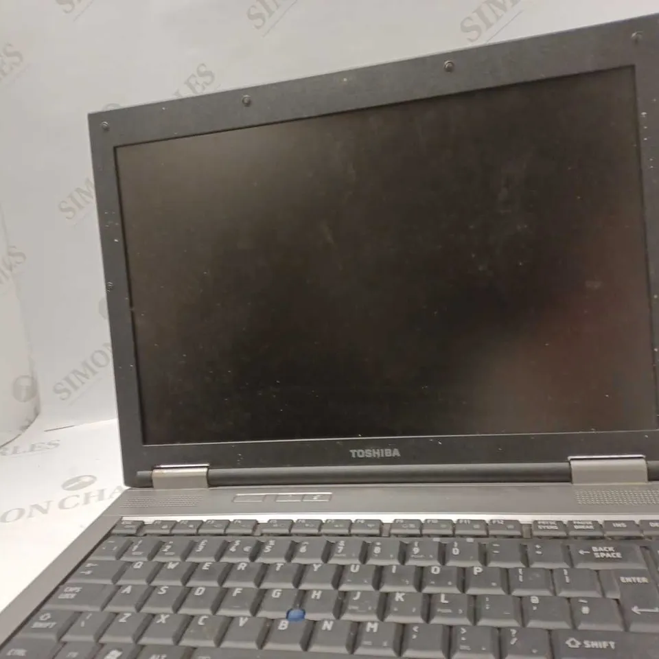 TOSHIBA TECRA M10-1H4 LAPTOP