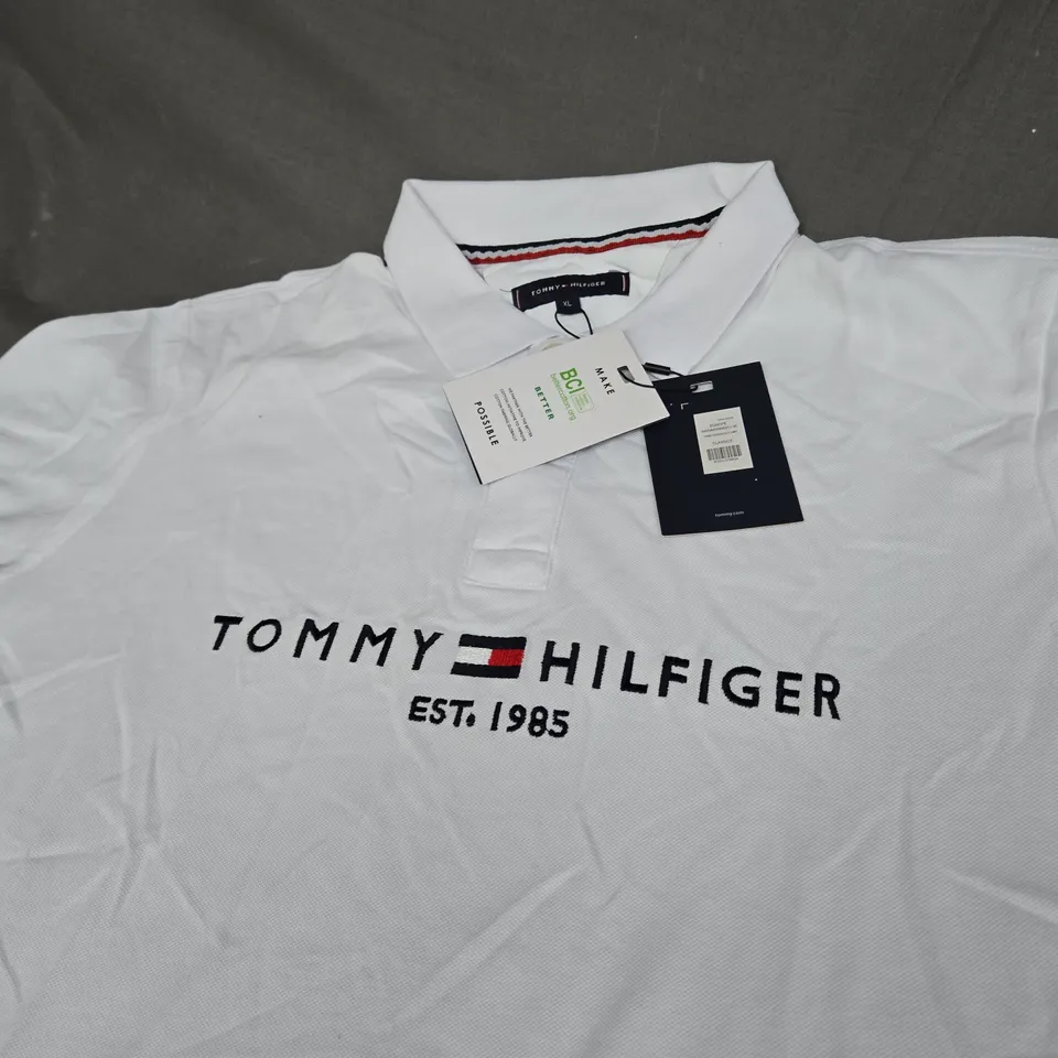 TOMMY HILFIGER LOGO CASUAL POLO SHIRT SIZE XL